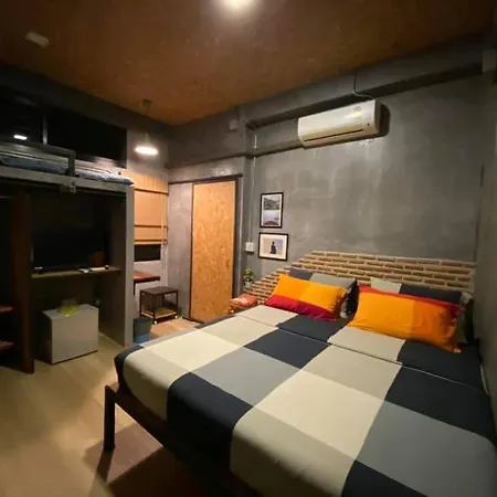 Baan Nork Farmstay บ้านนอก ฟาร์มสเตย์ Nong Nam Daeng Extérieur photo