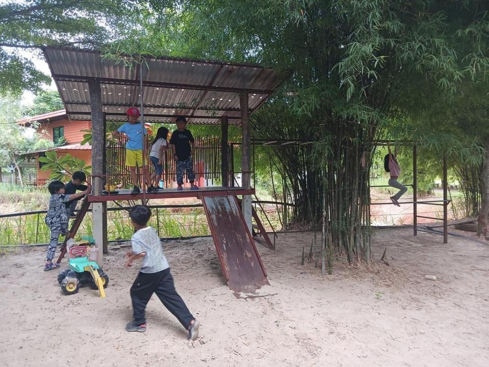 Baan Nork บ้านนอก Bauernhof Nong Nam Daeng