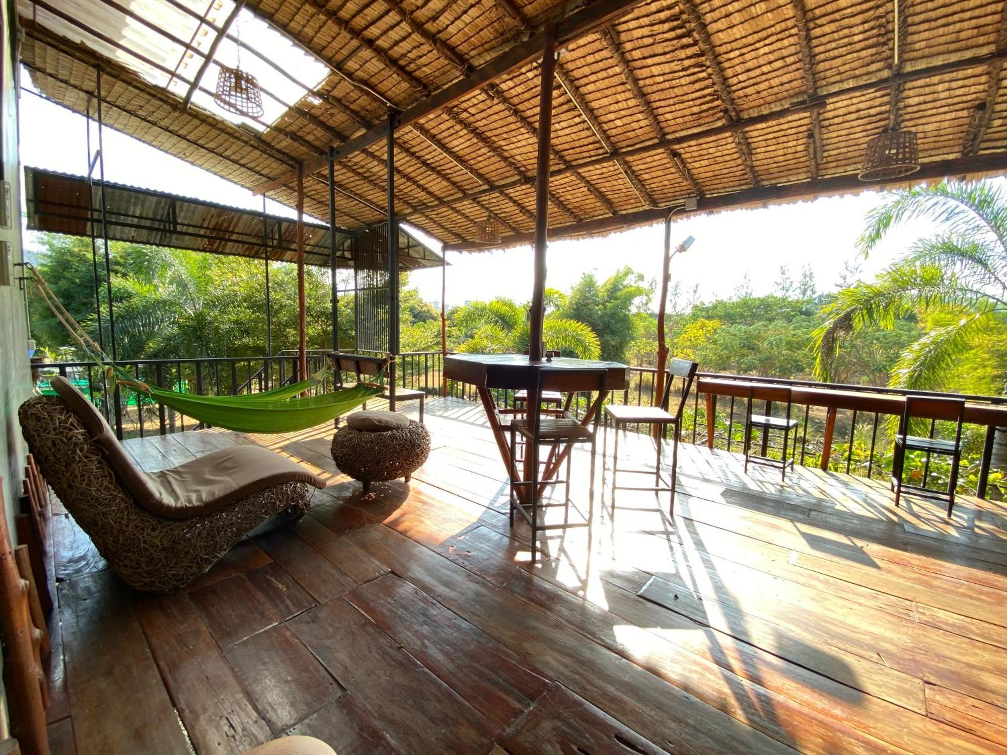 Baan Nork บ้านนอก Farm stay